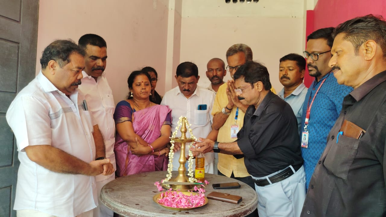 President A.P. Jinan inaugurates the Thiruvananthapuram District Committee office